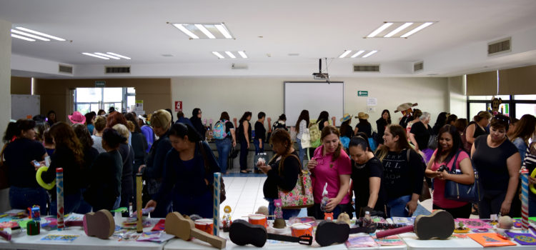 Lleva a cabo UPNECH cierre de la capacitación con fines de Certificación a Madres Cuidadoras de Casas de Cuidado Diario Lleva a cabo UPNECH cierre de la capacitación con fines de Certificación a Madres Cuidadoras de Casas de Cuidado Diario