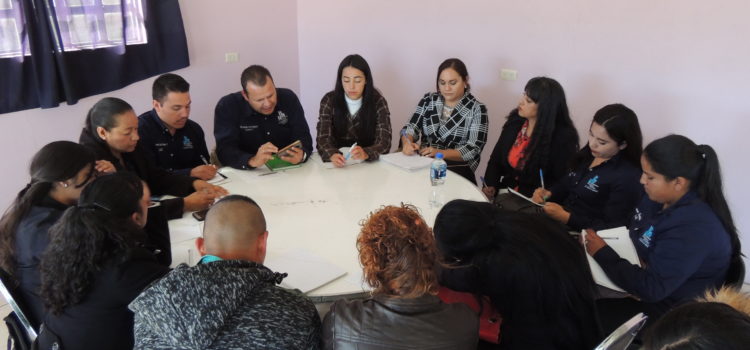 TALLERES INTEGRADORES PARA ALUMNOS DE LICENCIATURA Y MAESTRÍA EN UPNECH CAMPUS CREEL TALLERES INTEGRADORES PARA ALUMNOS DE LICENCIATURA Y MAESTRÍA EN UPNECH CAMPUS CREEL